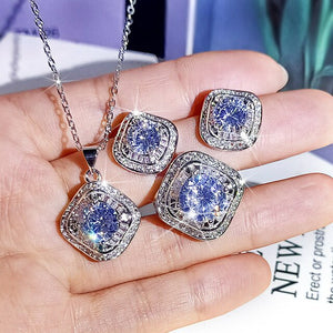 Fashion New 925 Silver Ladie Jewelry Sparkling Geometric Zircon Jewelry Ring Earring Necklace Three-Piece Set to Attend the Prom